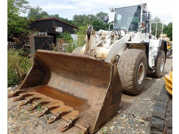 Колёсный погрузчик KOMATSU WA380-6