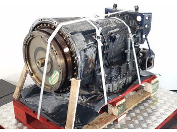 : фото в шапке страницы