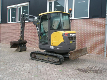 Мини-экскаватор Volvo EC35D: фото 2