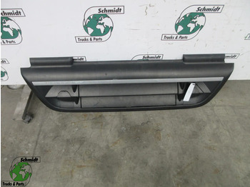 : фото в шапке страницы