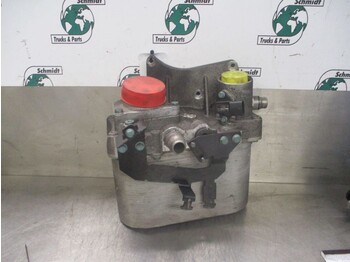 Масляный радиатор для Грузовиков MAN 51.09540-3060 TGS TGX OLIEKOELER EURO 6: фото 2 Масляный радиатор для Грузовиков MAN 51.09540-3060 TGS TGX OLIEKOELER EURO 6: фото 2