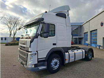 Тягач VOLVO FM11