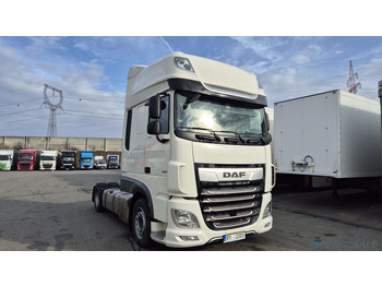 Тягач DAF XF 450