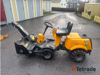 Сельскохозяйственная техника Gräsklippare Stiga Park Jubilee med snöslunga: фото 3 Сельскохозяйственная техника Gräsklippare Stiga Park Jubilee med snöslunga: фото 3