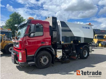 Подметально-уборочная машина VOLVO FE 300