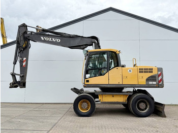 Колёсный экскаватор VOLVO EW180