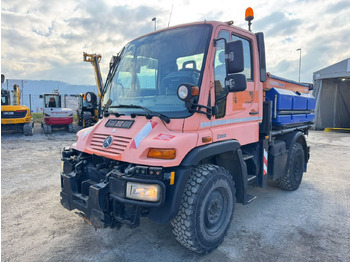 Грузовик UNIMOG U300