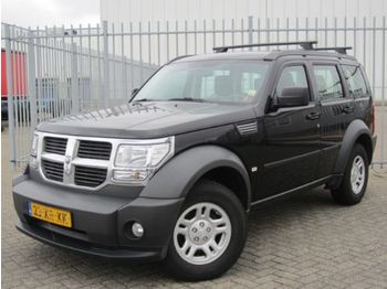 Легковой автомобиль Dodge Nitro Nitro 2.8 CRD SXT 4x4: фото 1