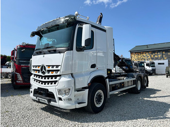 Крюковой мультилифт MERCEDES-BENZ Arocs