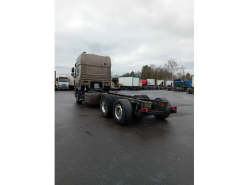 Грузовик-шасси DAF XF 105.510 6x2: фото 3