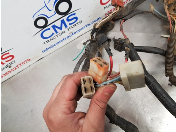 Кабели/ Провода Fiat 160-90, 140-90, 115-90, 180-90, 160-90 Dash Wiring Loom Complete 5131408: фото 4