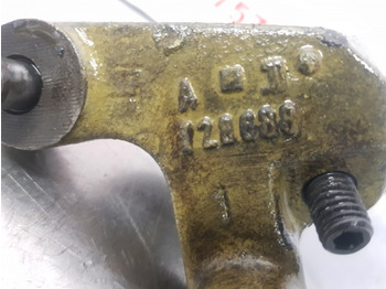 Коробка передач John Deere 3130, 3030, 3120 Transmission Bracket Support T28688, At26648: фото 3