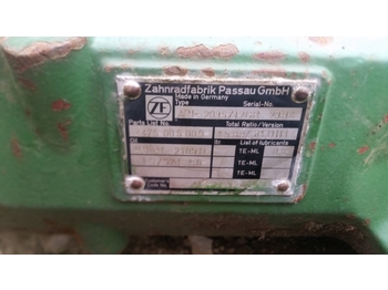 Дифференциал JOHN DEERE