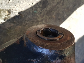Передняя ось New Holland Lm5040 Front Rear Axle Housing Lhs, Rhs 21206001689, 212.06.001.08: фото 2