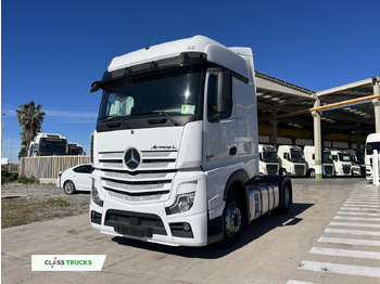Тягач MERCEDES-BENZ Actros 1845