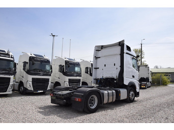 Тягач Mercedes-Benz Actros 5 1845 BigSpace: фото 4