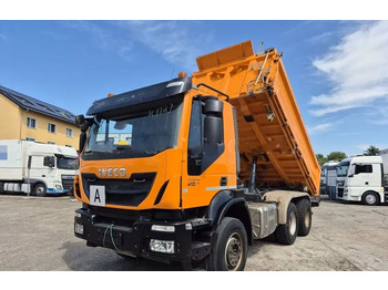 Самосвал IVECO Trakker