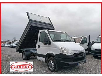 Малотоннажный самосвал IVECO Daily 35C15
