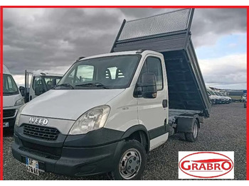 Малотоннажный самосвал IVECO Daily 35C15