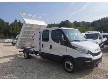 Малотоннажный самосвал IVECO Daily 35c13