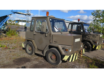 Аэродромный тягач