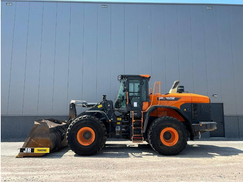 Колёсный погрузчик DOOSAN DL420