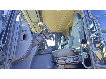 Портальный бункеровоз Scania R490 8x4 multilift vaijerilaite,napaperät: фото 3 Портальный бункеровоз Scania R490 8x4 multilift vaijerilaite,napaperät: фото 3