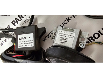 Новый Запчасти для Грузовиков MAN MAN TGX / TGS EURO6 steering controllers set, driving position buttons, steering column switch, steering stalk 81255016035, 81464306026, 81258056006, 81255090159, 81255090188, 81259370064, 81258056005: фото 3 Новый Запчасти для Грузовиков MAN MAN TGX / TGS EURO6 steering controllers set, driving position buttons, steering column switch, steering stalk 81255016035, 81464306026, 81258056006, 81255090159, 81255090188, 81259370064, 81258056005: фото 3