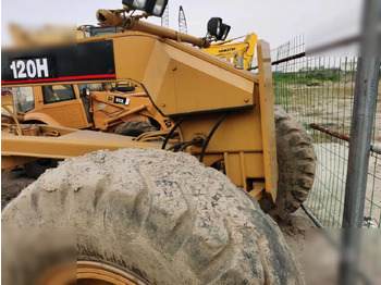 Грейдер CATERPILLAR 120H: фото 2