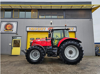 Трактор MASSEY FERGUSON 7722