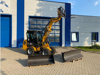 Компактный фронтальный погрузчик KUBOTA