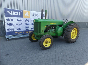 Трактор JOHN DEERE