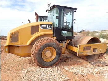 Виброплита CAT CS64B: фото 3 Виброплита CAT CS64B: фото 3