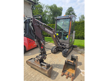 Мини-экскаватор VOLVO EC18E