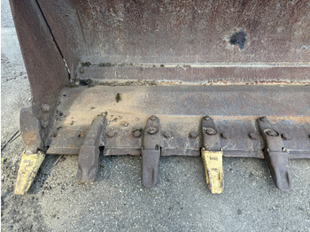 Гусеничный погрузчик CATERPILLAR 953: фото 5