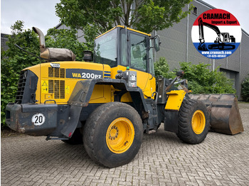 : фото в шапке страницы