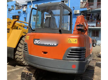 Мини-экскаватор DOOSAN DH55