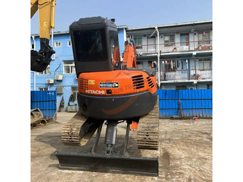 Гусеничный экскаватор HITACHI ZX55