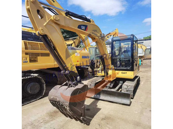 Гусеничный экскаватор CATERPILLAR 306D