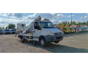 Грузовик с подъемником IVECO Daily