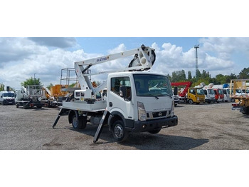 Грузовик с подъемником OIL&STEEL