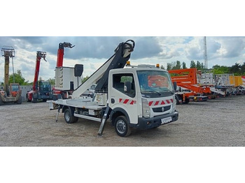 Грузовик с подъемником RENAULT Maxity