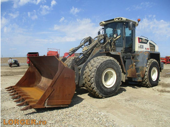Колёсный погрузчик TEREX