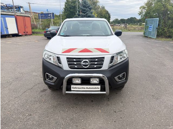 Внедорожник NISSAN Navara
