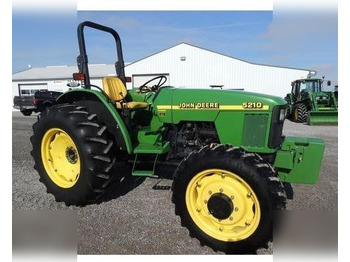 Трактор JOHN DEERE