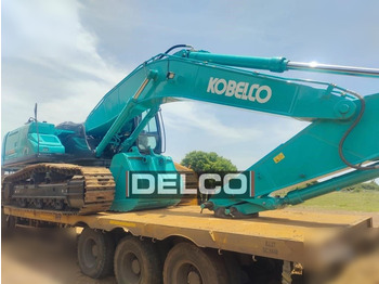 Гусеничный экскаватор KOBELCO