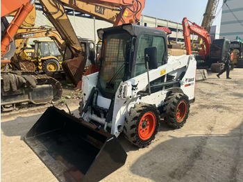 Мини-погрузчик с бортовым поворотом BOBCAT S550