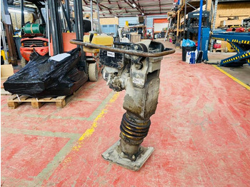 : фото в шапке страницы