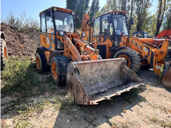 Колёсный погрузчик