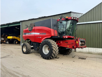 Зерноуборочный комбайн CASE IH Axial-Flow